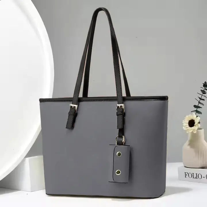 Fiora Grey – stylish tote and shoulder bag for women in Pakistan