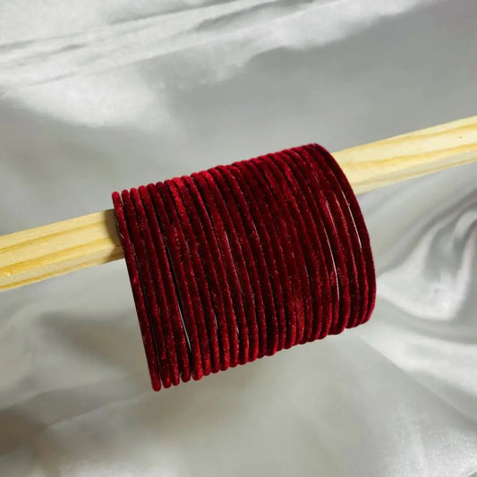 Maroon velvet bangles for girls in Pakistan